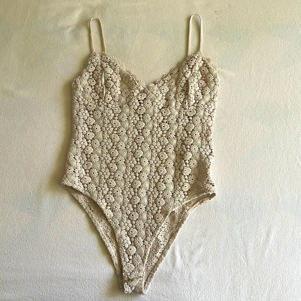H&M corchete bodysuits size L